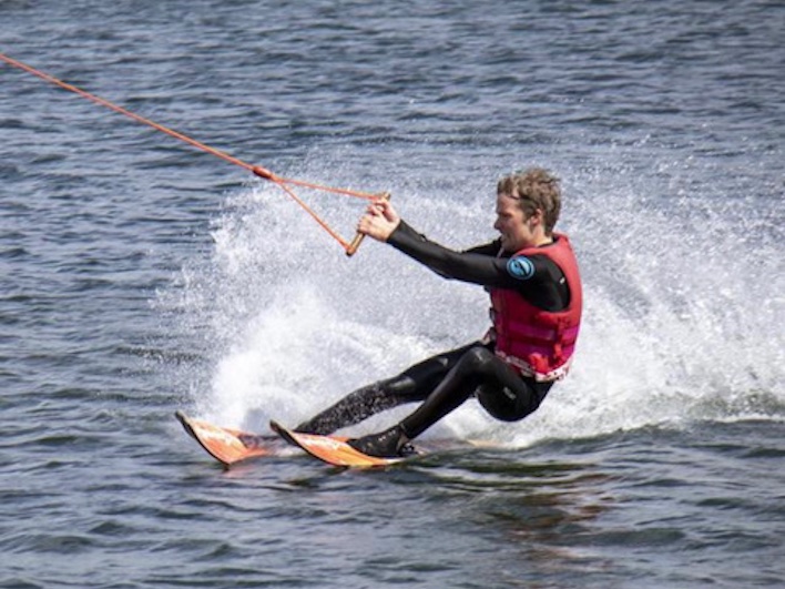 Heerlijk waterskiën op het Veerse Meer